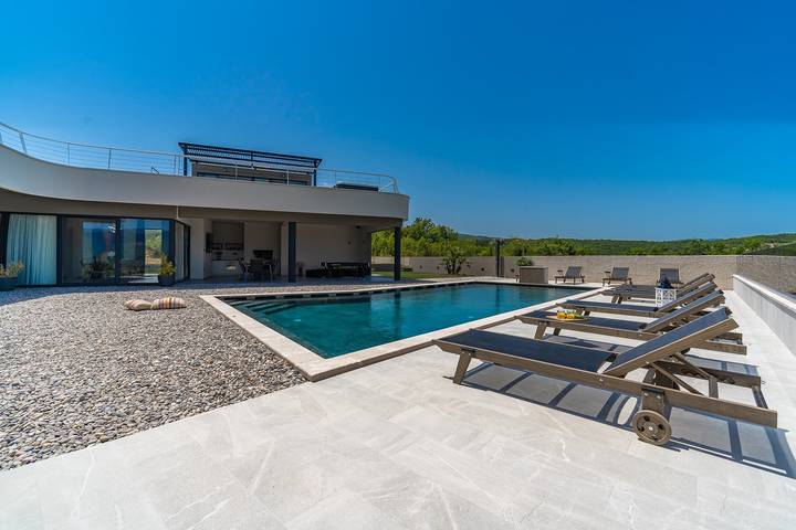 Villa für 12 Personen, mit Garten und Pool in Split-Dalmatien - 3