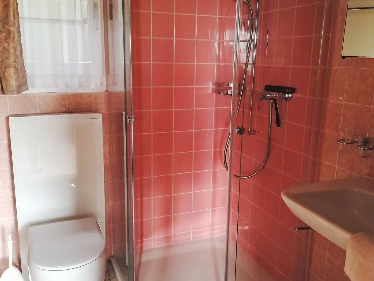 Ganze Wohnung, Charmantes Chalet Apartment mit Aussicht in Sarnen, Pilatus