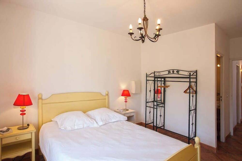 Appartamento intero, Casa Catarelli. in Farinole, Calvi e dintorni