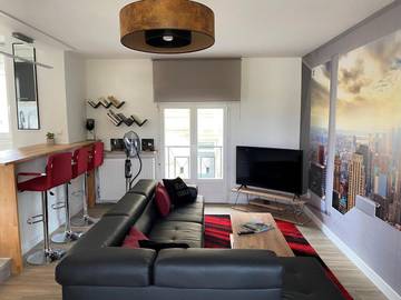 Gîte pour 6 personnes, avec jardin à La Roche-Chalais