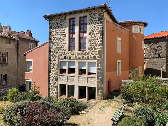 Gîte pour 6 personnes, avec vue et jardin dans Office de Tourisme du Puy en Velay - 2