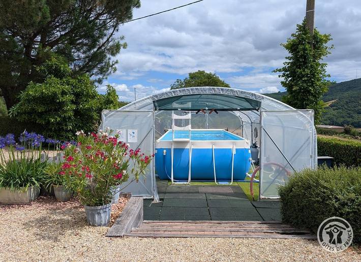 Gîte pour 6 personnes, avec piscine et terrasse à Cenves - 2
