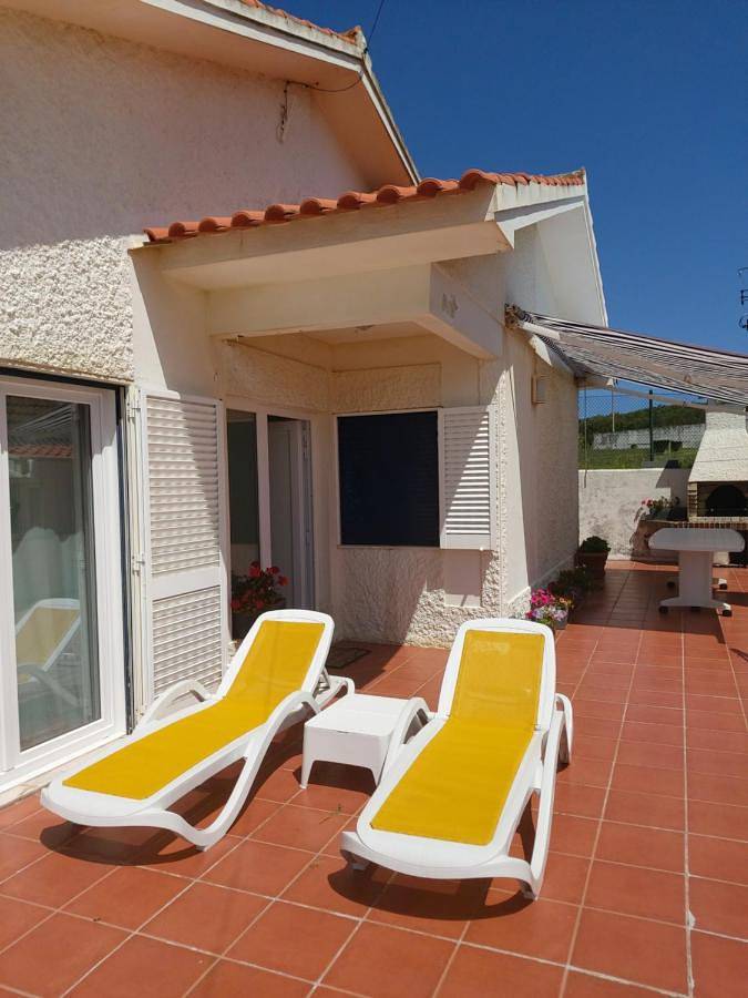 Location de vacances pour 7 personnes, avec jardin ainsi que vue et piscine dans Amorosa - 3