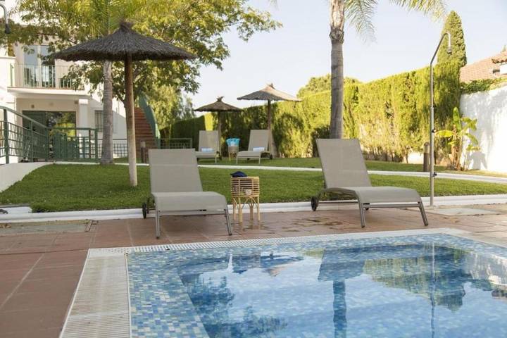 Appartement de vacances pour 4 personnes, avec vue ainsi que piscine et jardin, animaux acceptés - 1