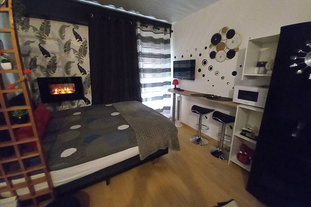 Entire apartment, Charming studio apartment park in Avon (Seine-et-Marne), Seine-et-Marne