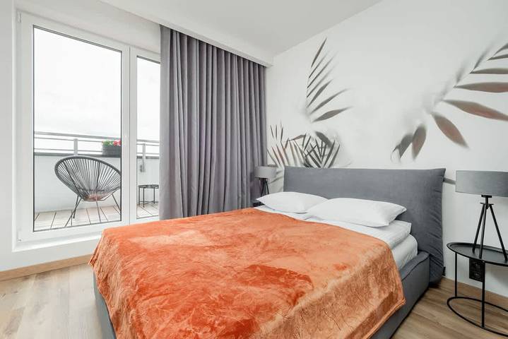 Ganze Wohnung, Modern Apartment | Parking, Air Conditioning, close to the Station in Łódź, Region Lodz