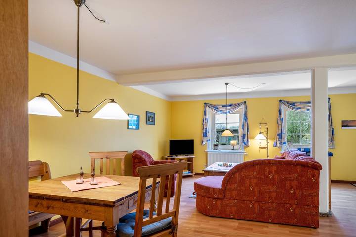 Ferienwohnung für 6 Personen, mit Garten