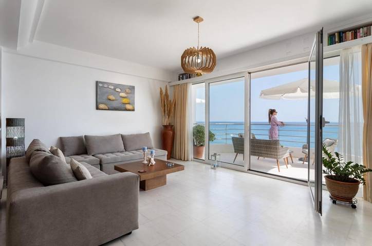 Gîte pour 5 personnes, avec balcon et vue, adapté aux familles dans Ierápetra - 2