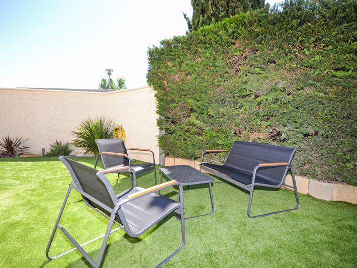 Location de vacances pour 6 personnes, avec balcon et jardin à Piolenc - 4