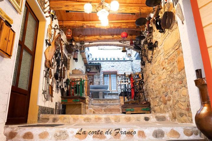 Gîte pour 6 personnes, avec balcon dans Brusimpiano - 4