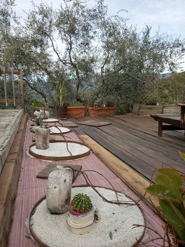 Location de vacances pour 2 personnes, avec Terrasse ainsi que Jardin et Vue à Apricale - 3