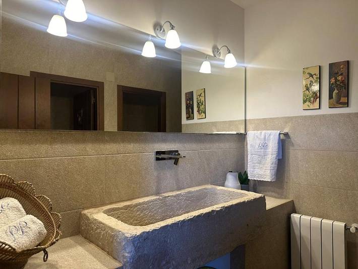 Maison de campagne pour 12 personnes, avec piscine ainsi que vue et jardin à Tortosa - 4