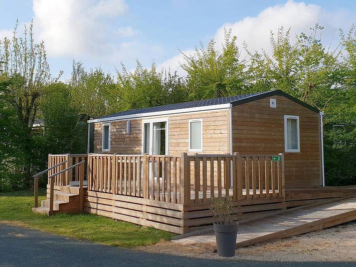 Camping pour 6 personnes, avec bassin pour enfant dans Fontenay-le-Comte - 2