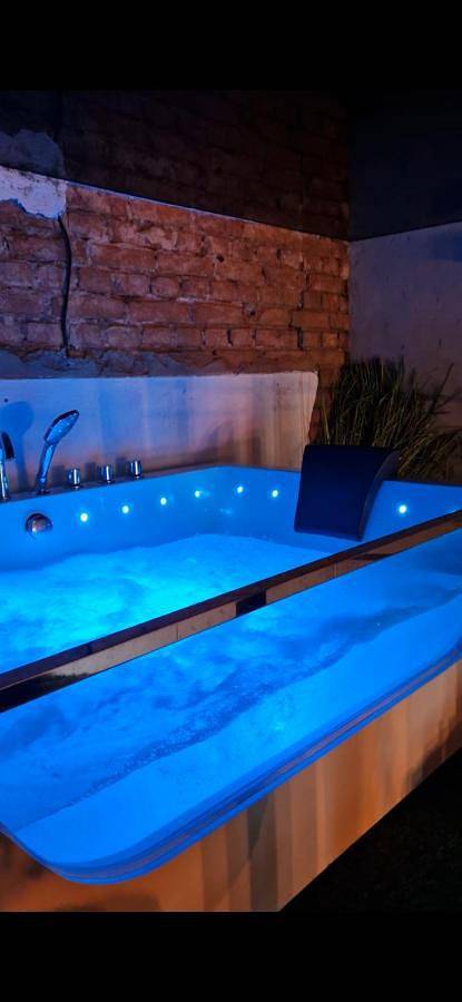 Apartament wakacyjny dla 4 osób, z sauna i jacuzzi, Dla rodziny w Mrągowo