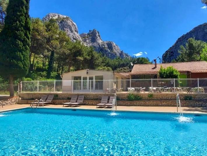 Mobil home pour 4 personnes à Orgone