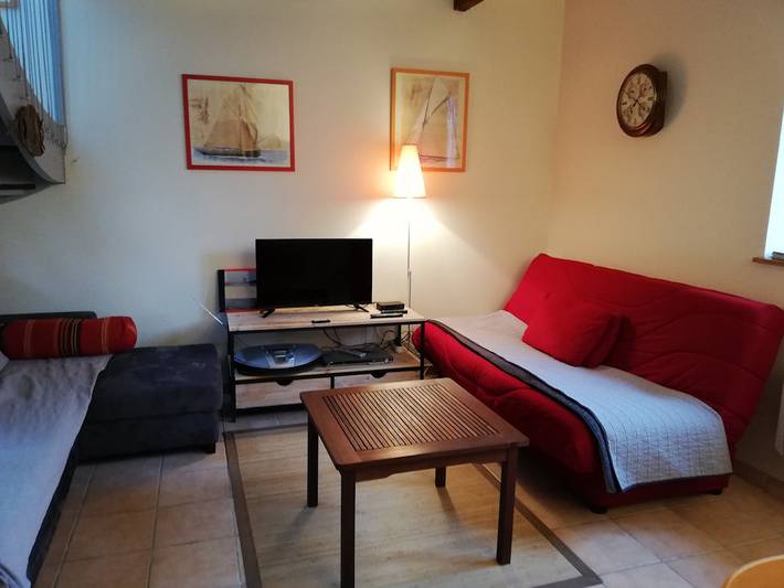 Gîte pour 5 personnes, avec terrasse dans Office De Tourisme De Tregastel - 4