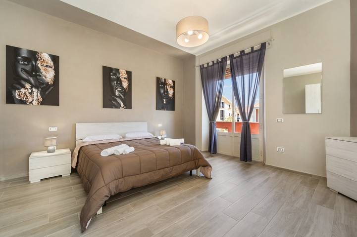 Casa vacanze 'Appartamento Elegante Carbonia' con balcone, Wi-Fi e aria condizionata in Carbonia, Sulcis Iglesiente