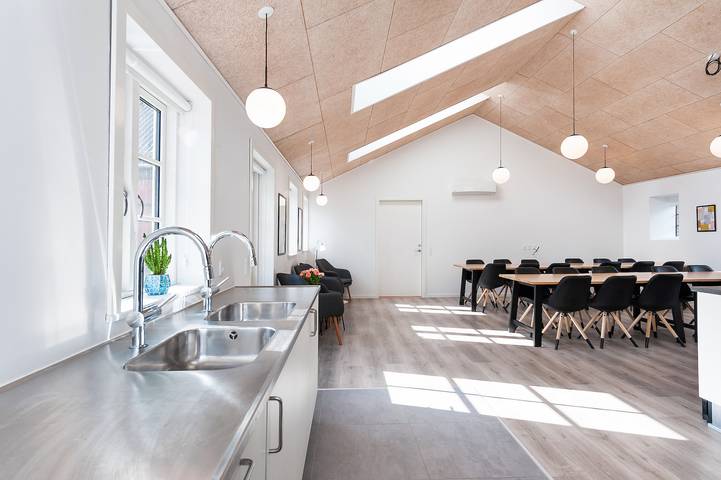 Bungalow für 22 Personen, mit Terrasse und Sauna sowie Balkon/Terrasse in Dänemark - 4
