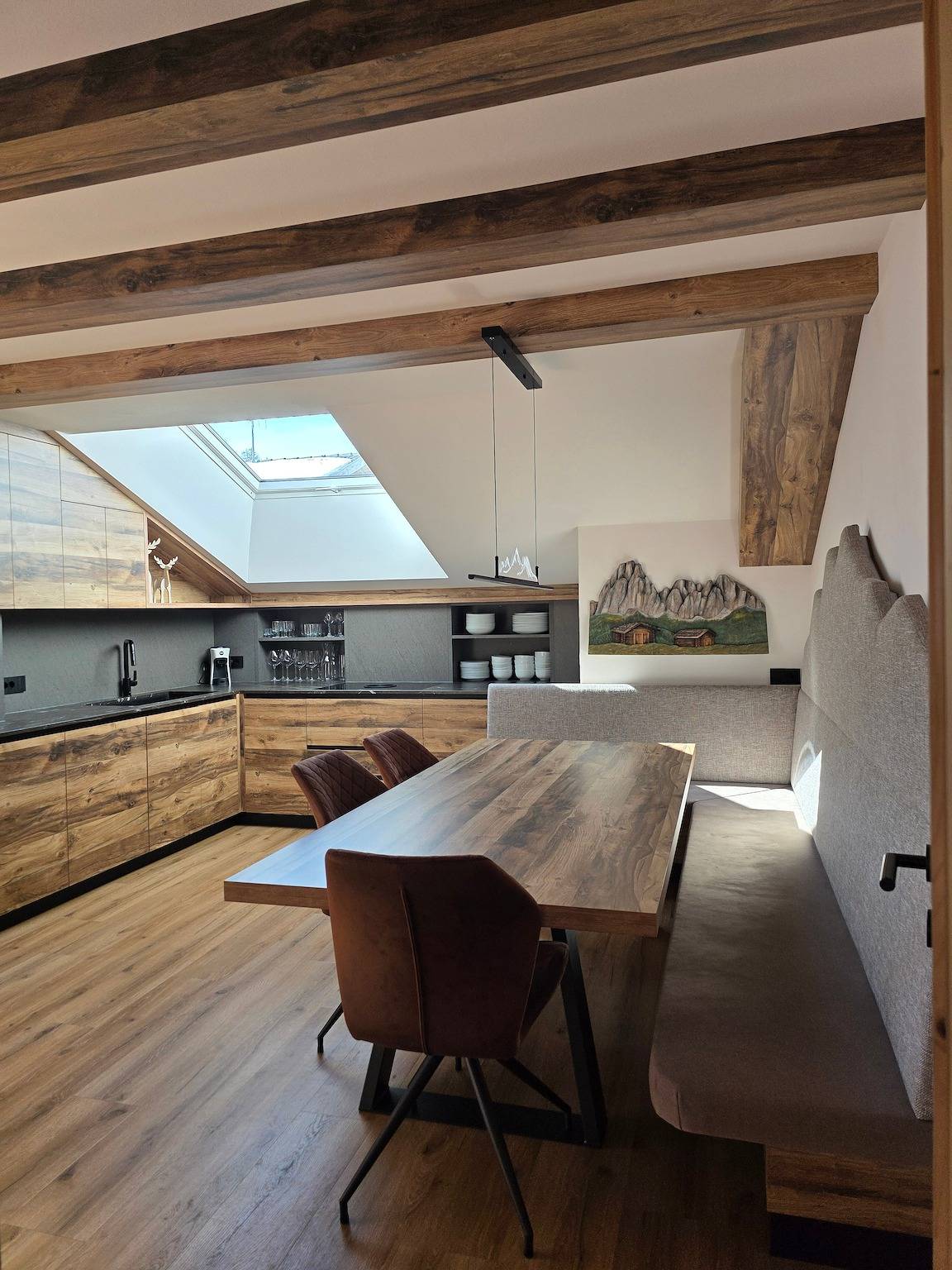 Ganze Wohnung, Ferienwohnung "Piciulei Grant" mit Bergblick, Garten und Wlan in Wolkenstein, Dolomiti Superski