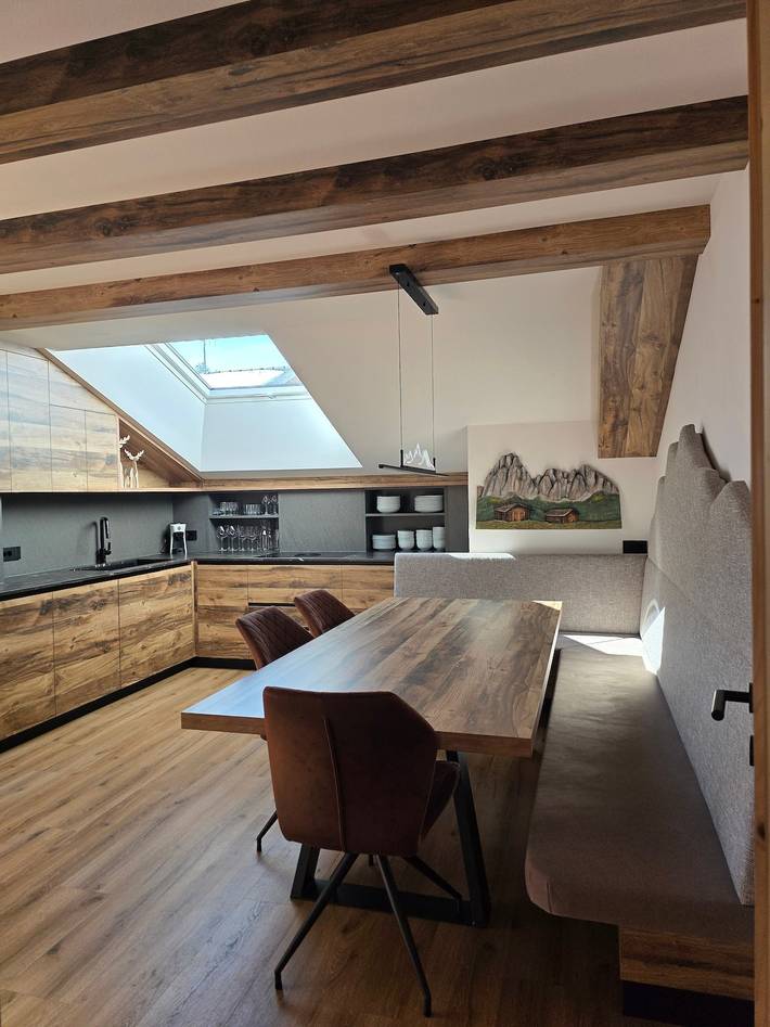 Gîte pour 8 personnes, avec jardin, animaux acceptés dans Santa Cristina Val Gardena - 3