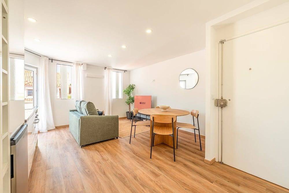 Holiday apartment in Lisbon from £97 per night