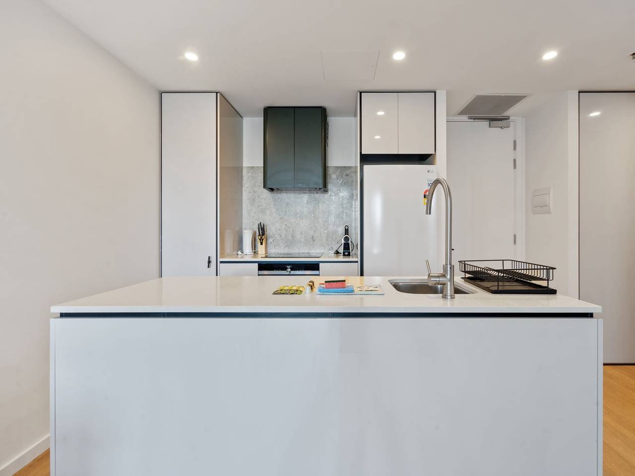 Ganze Wohnung, Elegante 1-Zimmer-Wohnung in Canberra mit Zugang zu Fitnessstudio und Sauna in North Canberra, Canberra