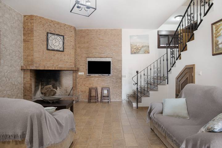 Casa rural 'Las Provincias' con vistas a la montaña, Wi-Fi y aire acondicionado in Prado del Rey, Pueblos Blancos