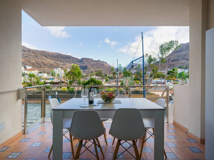 Feriehus for 4 personer, med Balkong og Terrasse i Puerto de Mogán