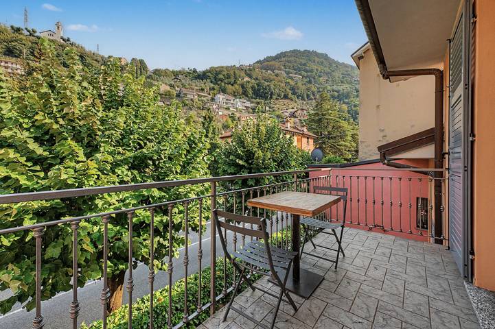 Appartamento intero, Appartamento 'Eddy Home' con Wi-Fi in Bellano, Prealpi Bergamasche Occidentali