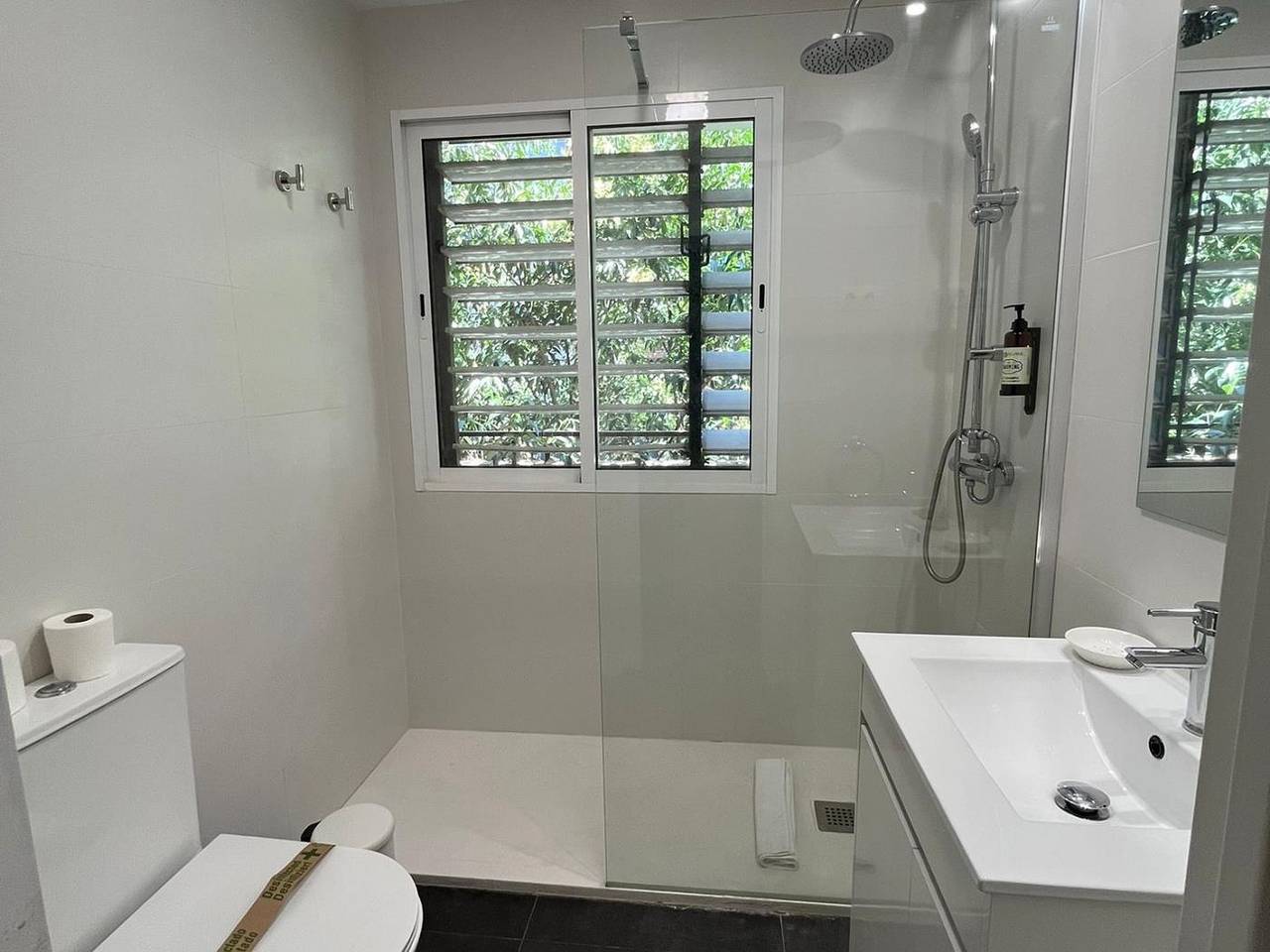 Entire holiday apartment, Paseo del Prado Ii - 1-bedroom apartment with terrace in Centro (Madrid), Madrid