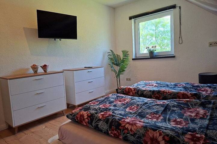Ganze Wohnung, Ostfriesland - Großzügige Fewo 116 qm in Küstennähe in Neuschoo, Landkreis Wittmund