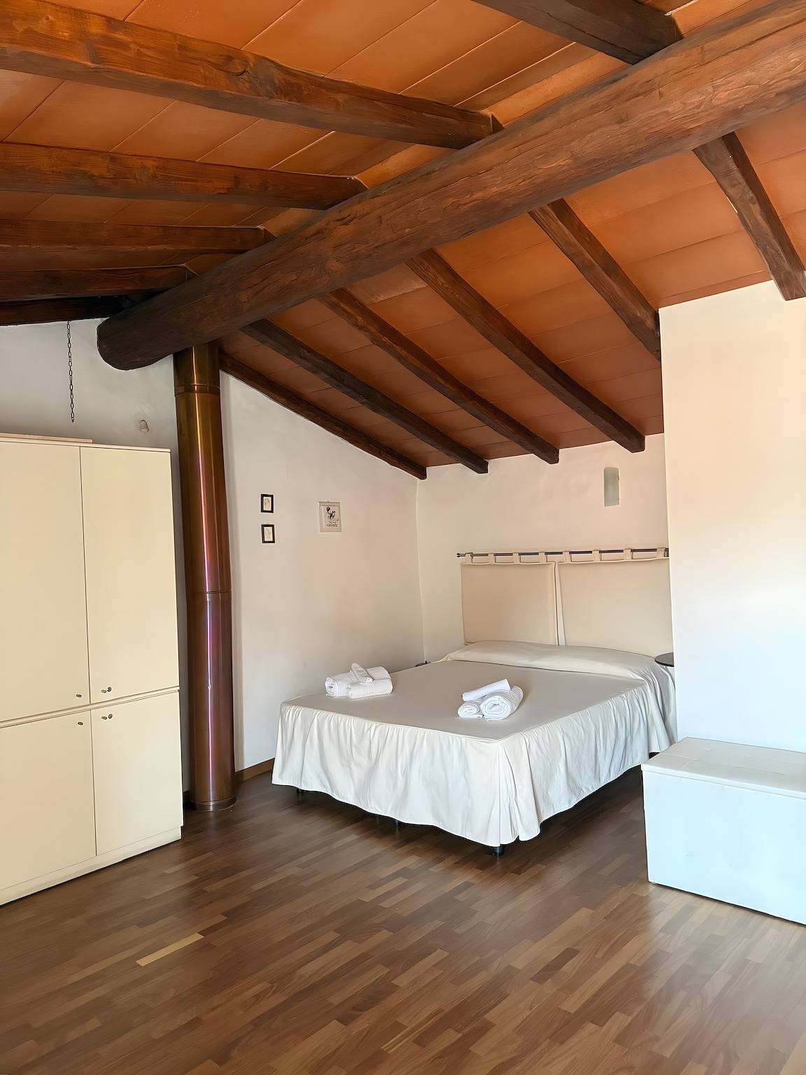Chambre Triple avec Vue Montagne, Terrasse Partagée et Wi-Fi in Telti, Olbia-Tempio
