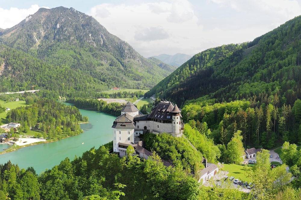 Historisches Landhaus in Seenähe am Nationalpark nahe dem Skigebiet Hinterstoder in Molln, Kirchdorf an der Krems (Bezirk)