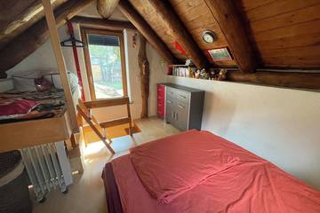 Log Cabin for 2 People in Gordola, Ticino, Photo 2