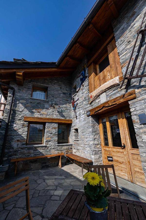 Hôtel pour 2 personnes, avec Terrasse dans Courtil