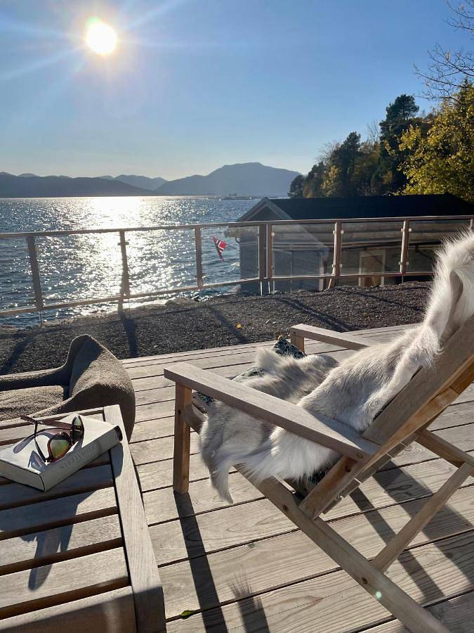 Ferienhaus für 8 Personen, mit Whirlpool und Terrasse sowie Sauna und Ausblick in Kristiansund
