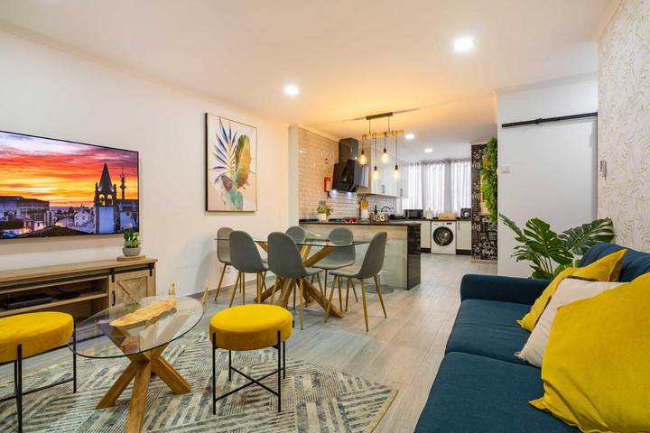 Apartamento para 8 personas, con vistas y balcón en Abrantes