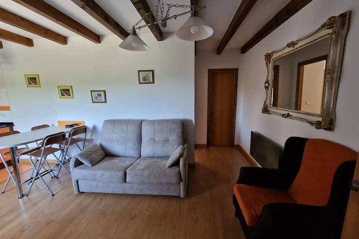 Apartamento de vacaciones para 4 personas, con terraza y jardín - 1