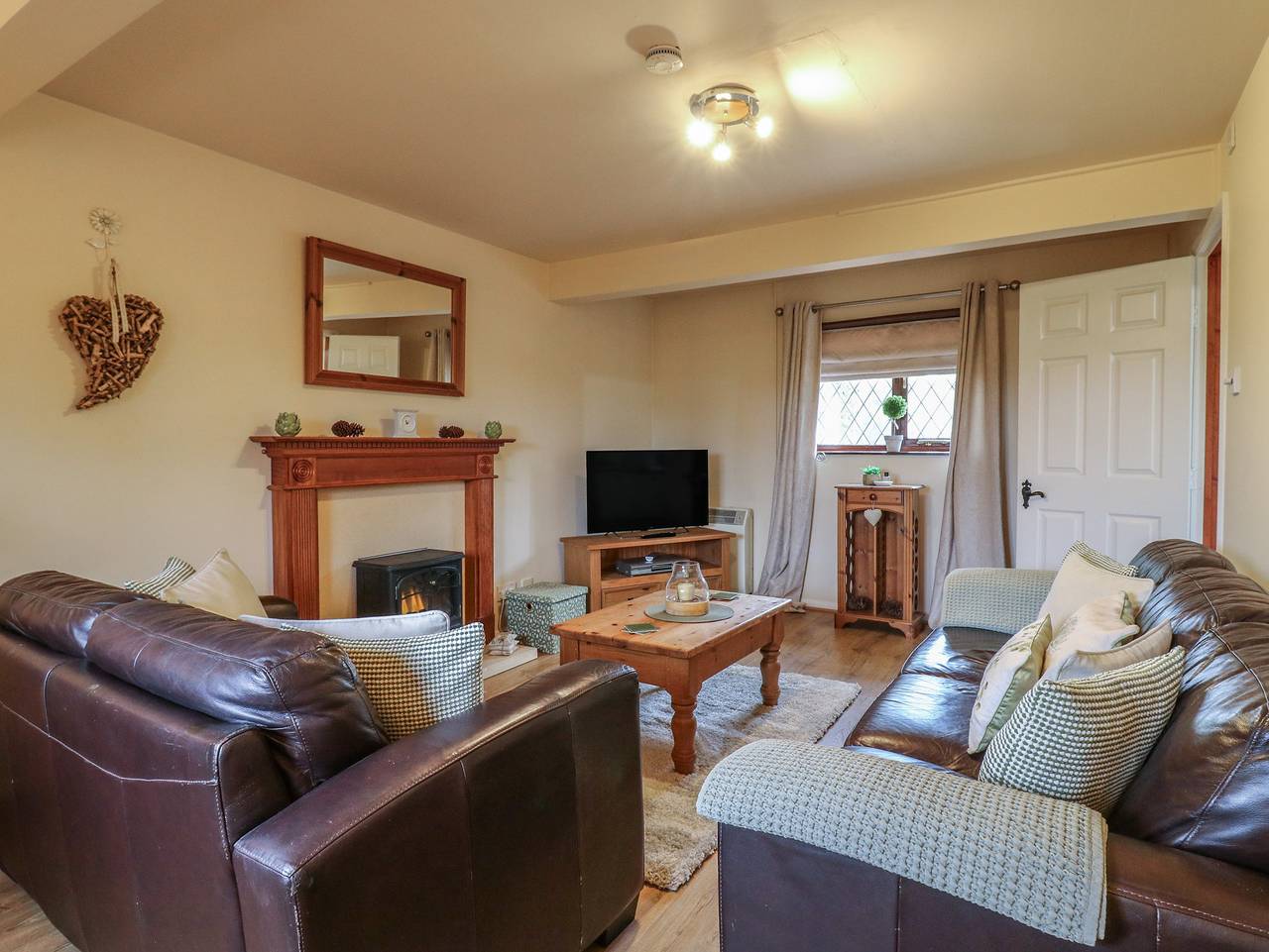 Barclay Cottage in Biddenden, Ashford region