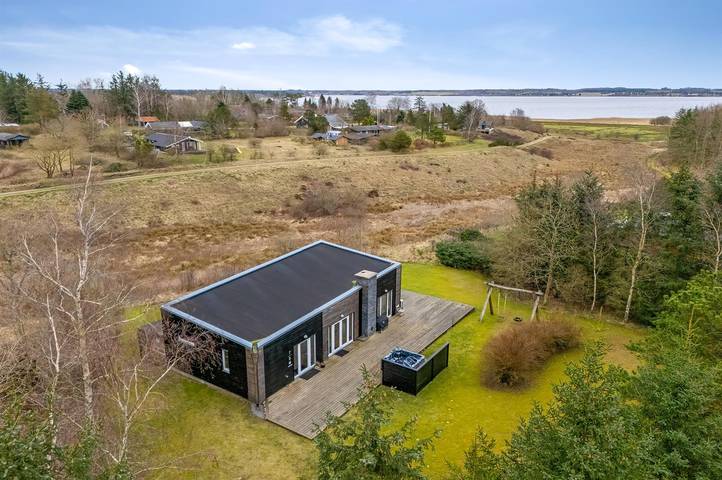 Ferienhaus für 6 Personen, mit Whirlpool und Terrasse - 1