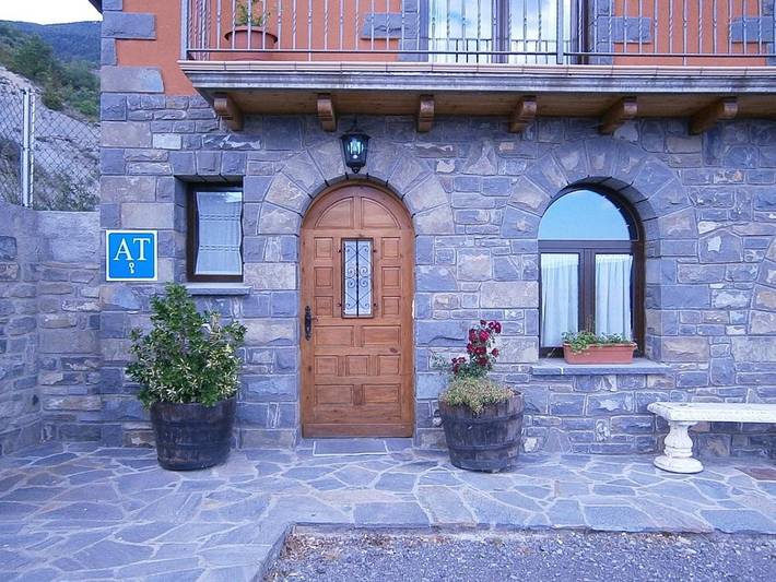 Gîte pour 7 personnes, avec vue et jardin à Sabiñánigo - 4