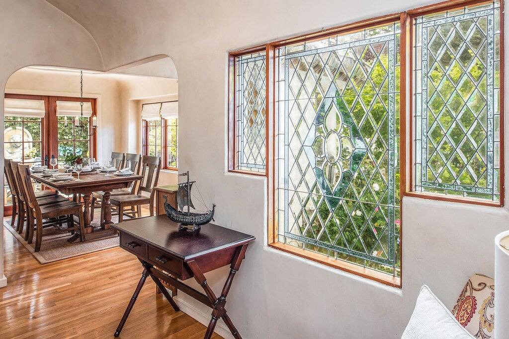 3770 Stone's Throw - Neue Ferienwohnung! Gehen Sie zum Meer und in die Stadt! in Monterey County