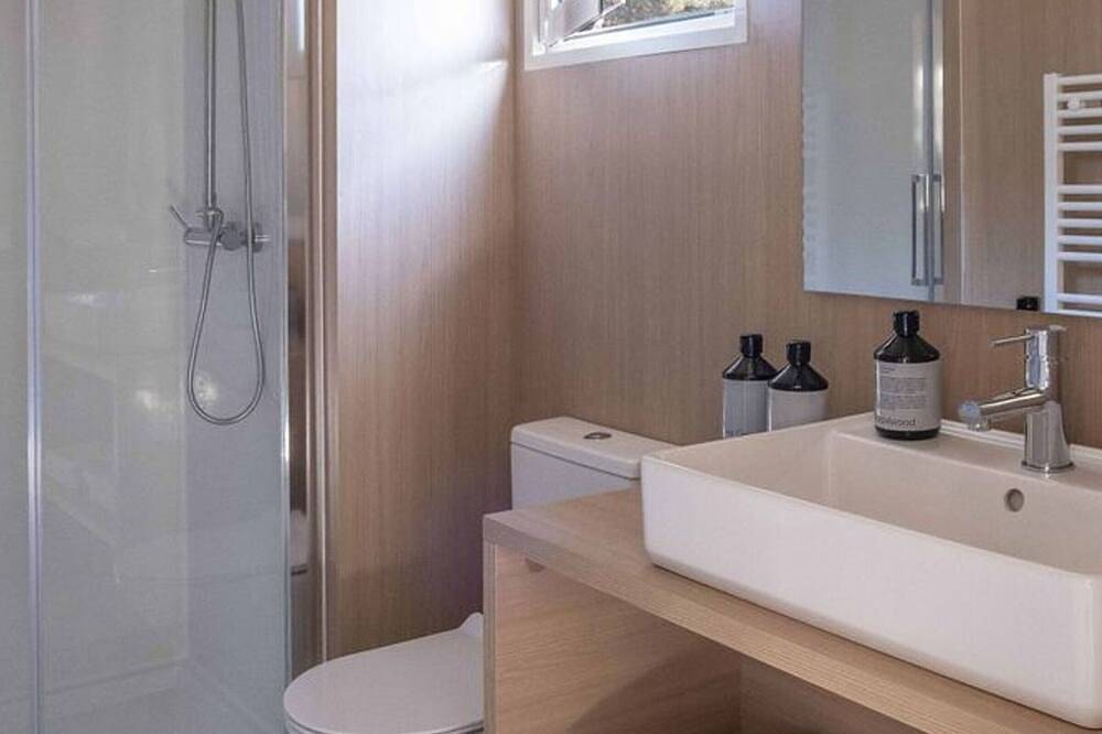 Mobile Home 35m² - 2 Bedrooms - Terrace - Boltaña in Boltaña, Spanish Pyrenees