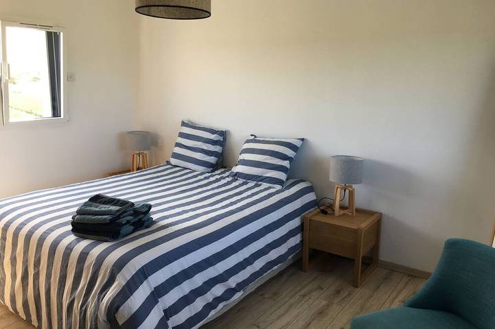 Location de vacances pour 9 personnes, avec Terrasse et Jardin dans Plage du Ruguel - 4