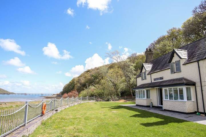 Holiday rental for 9 people, with garden in Bangor
