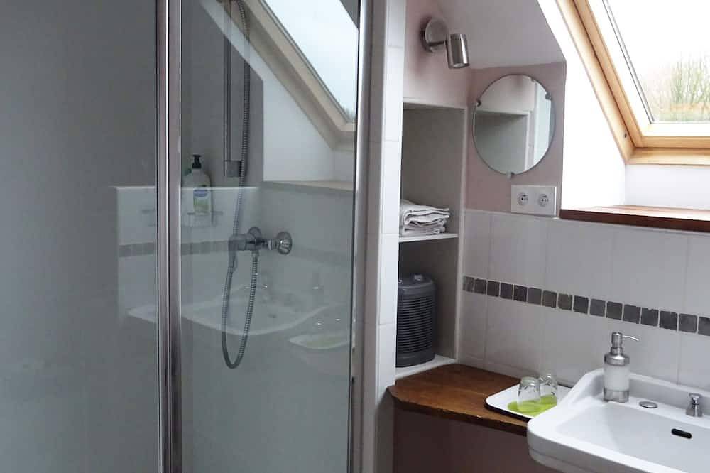 Appartement entier, Den de l'artiste, une peau parfaite escapade à la campagne et à la mer in Wimille, Région de Boulogne-sur-Mer