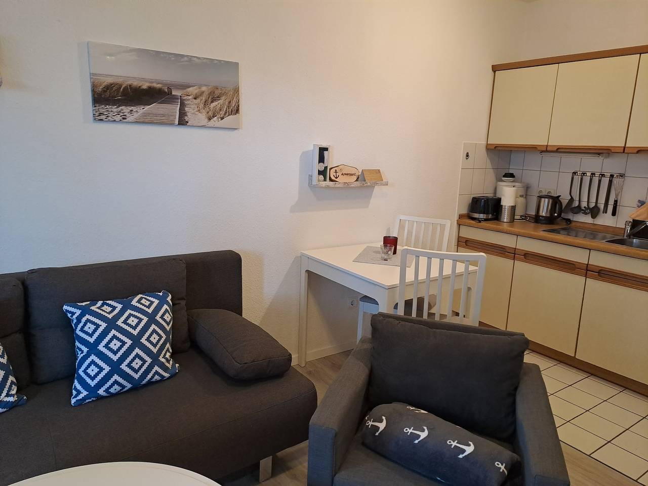 Ganze Wohnung, Apartment „Ankerplatz“ mit gemeinsamer Terrasse in Westeraccumersiel, Dornum