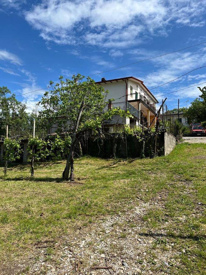 Appartement de vacances pour 5 personnes, avec jardin et vue