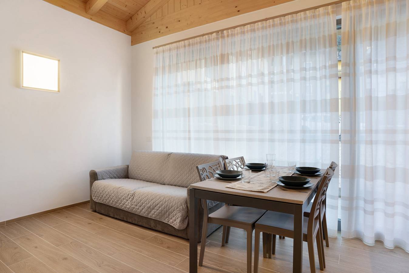 Appartamento intero, Appartamento 'Appartamento Chiara Tione' con giardino privato e Wi-Fi in Tione di Trento, Alpi dell'Adamello e della Presanella