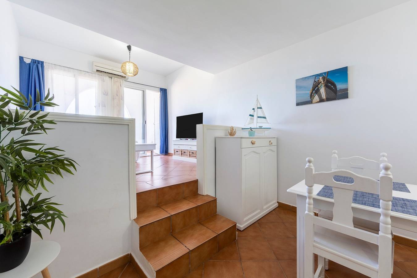 Appartement entier, Appartement 'Paraiso Escondido, 1 Linea De Playa' avec vue sur la mer, Wi-Fi et climatisation in La Isleta del Moro, Níjar